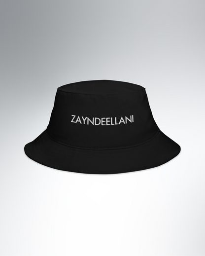 Zayndeellani Spell-out Bucket Hat - Black