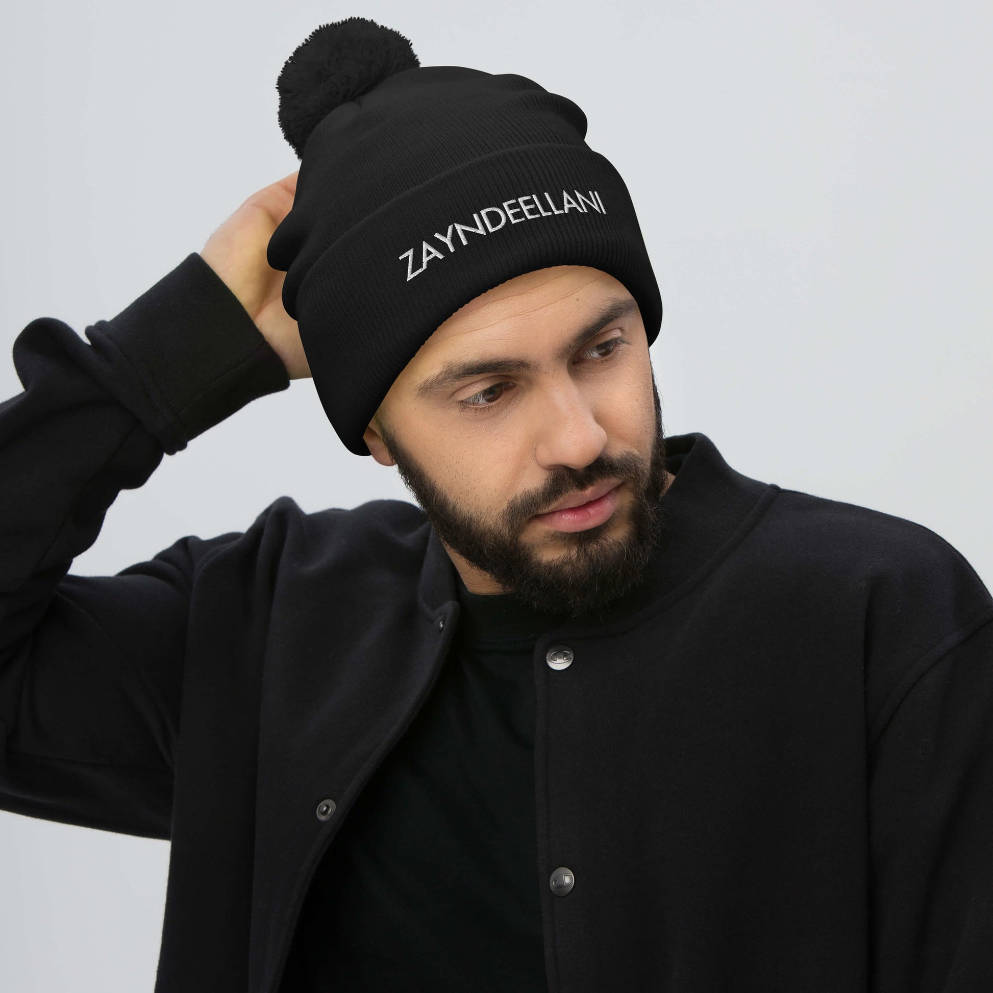 Zayndeellani Pom-Pom Beanie - Zayndeellani